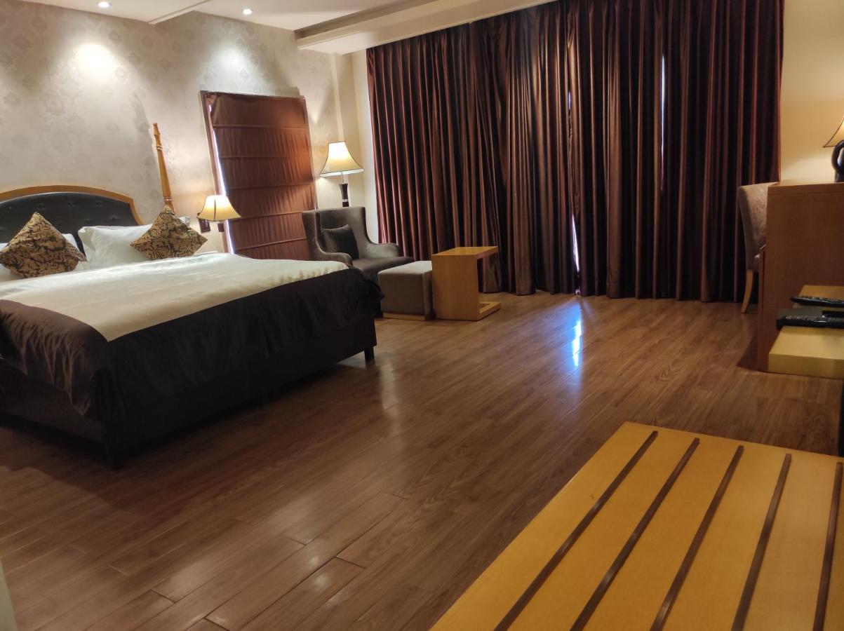 Regenta Resort Bharatpur, Fatehpur Sikri Road Buitenkant foto