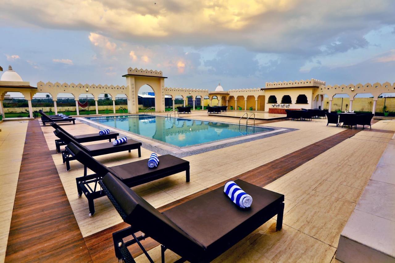 Regenta Resort Bharatpur, Fatehpur Sikri Road Buitenkant foto