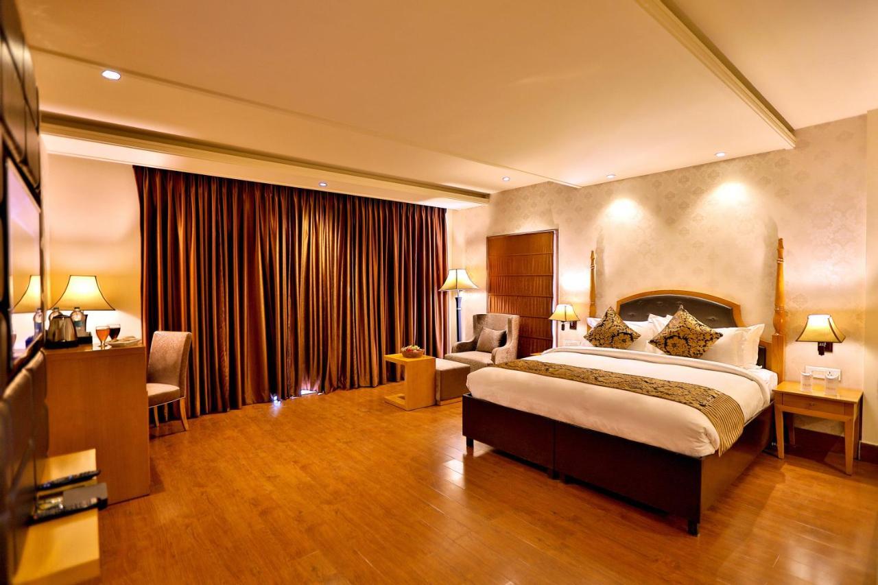 Regenta Resort Bharatpur, Fatehpur Sikri Road Buitenkant foto